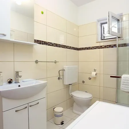 Apartment Apartments By The Sea Poljica, Trogir - 5199 Marina